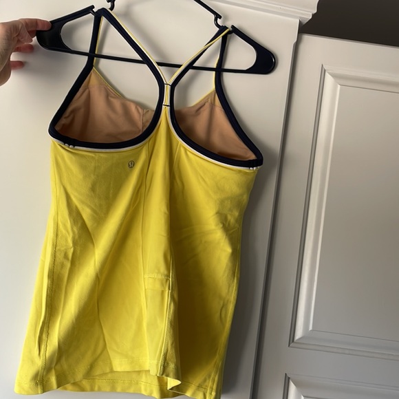 Lululemon yellow Y tank with navy and white trim. Size 10 - Picture 2 of 2